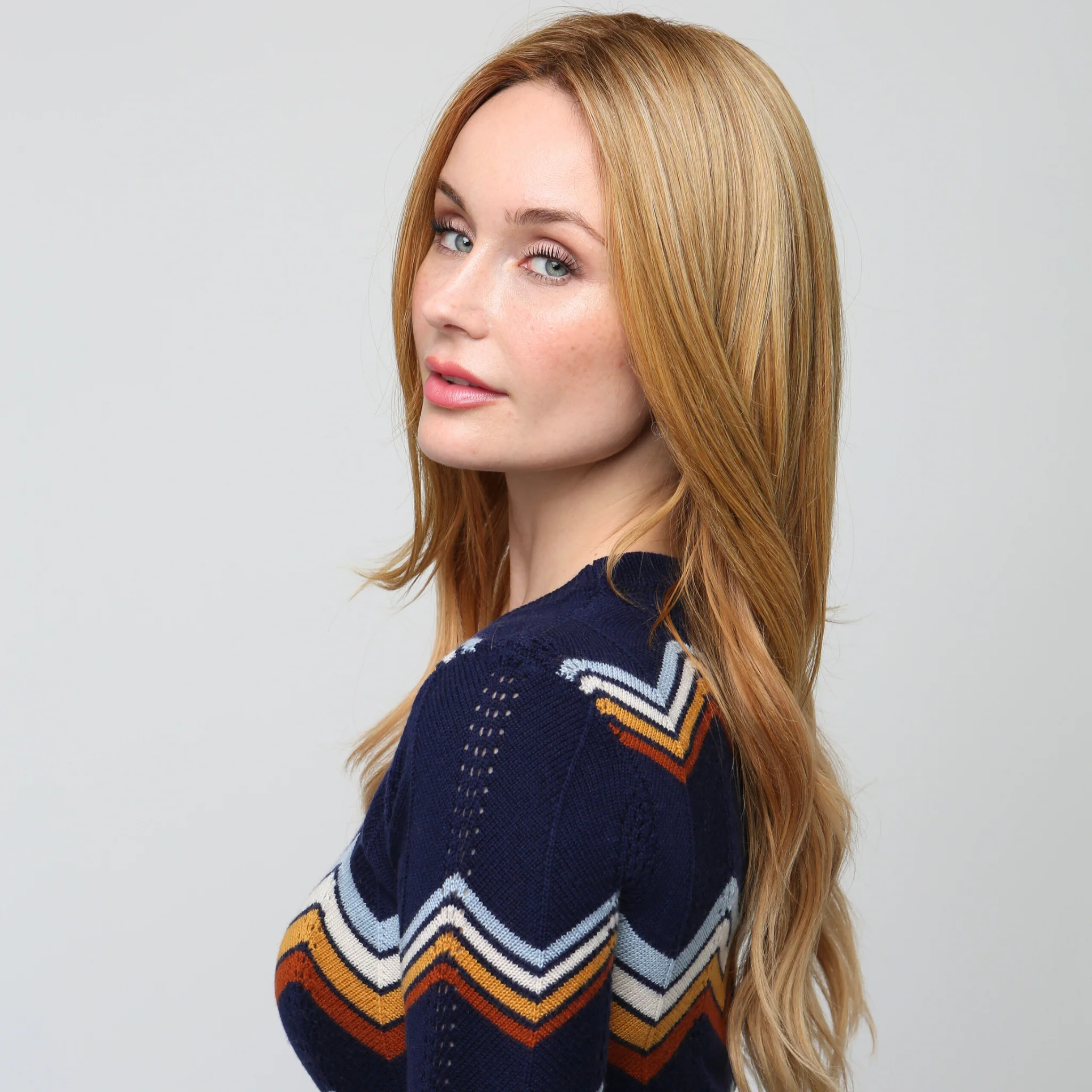 Clio 14 S | Hand-Tied Synthetic Hair Topper (Heat-Friendly) - Image 3